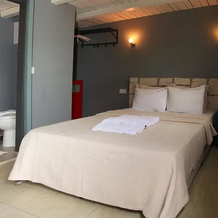 Zevklıler Alaçati Boutique Hotel&fine Dining Alojamento de Acomodação e Pequeno-almoço