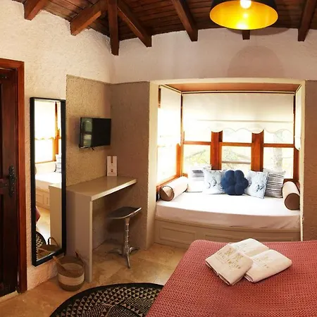 Zevklıler Alaçati Boutique Hotel&fine Dining Alojamento de Acomodação e Pequeno-almoço Alacati