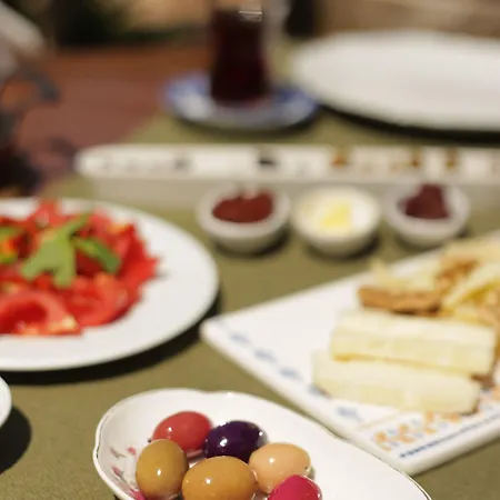 Zevklıler Alaçati 3*