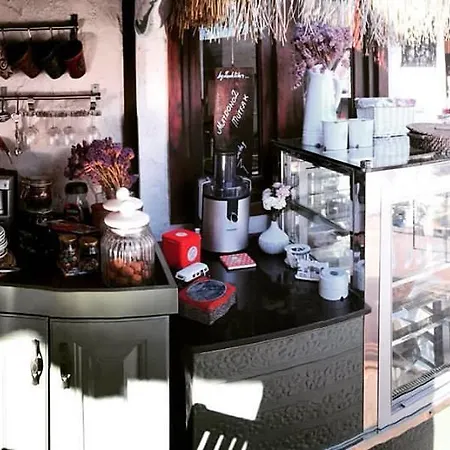 Oda ve Kahvaltı Zevkliler Boutique & Fine Dining