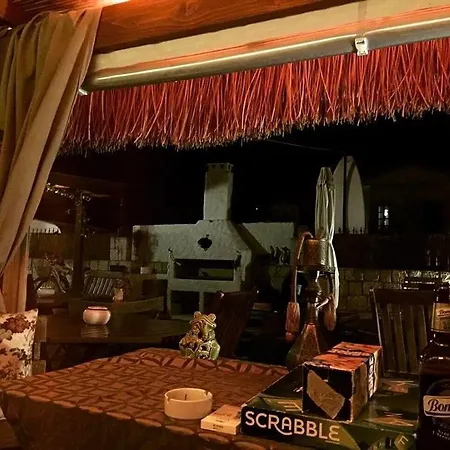 Zevklıler Alaçati Oda ve Kahvaltı 3*