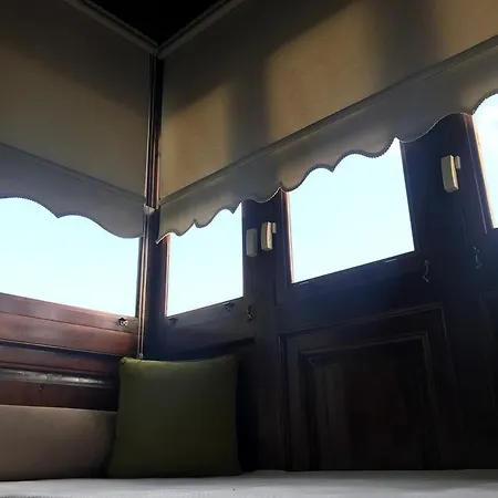 Oda ve Kahvaltı Zevklıler Alaçati Alaçatı